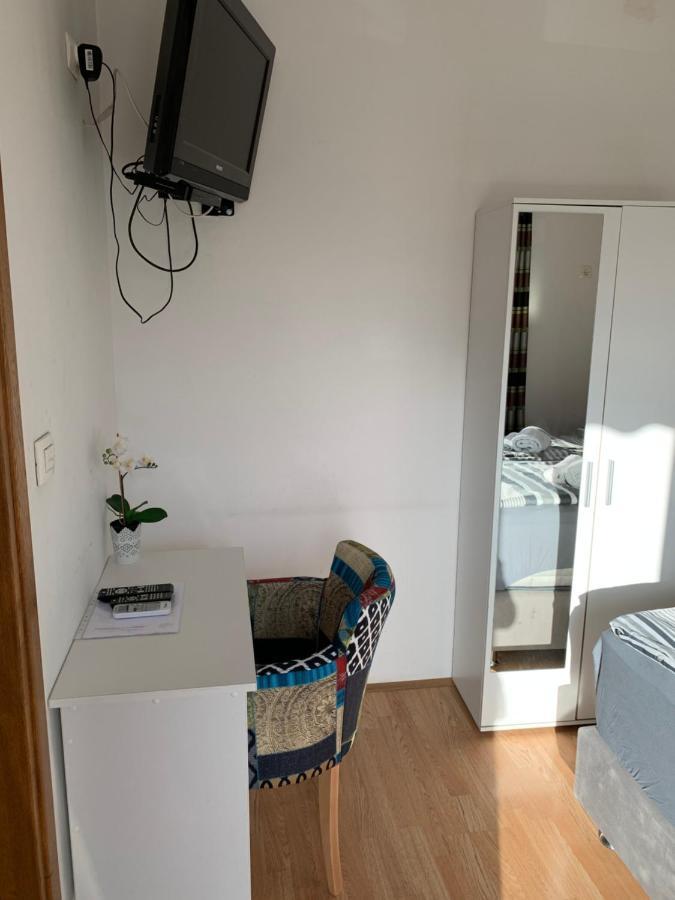 Bed and Breakfast Sobe "Sime & Joso" - Knin Esterno foto